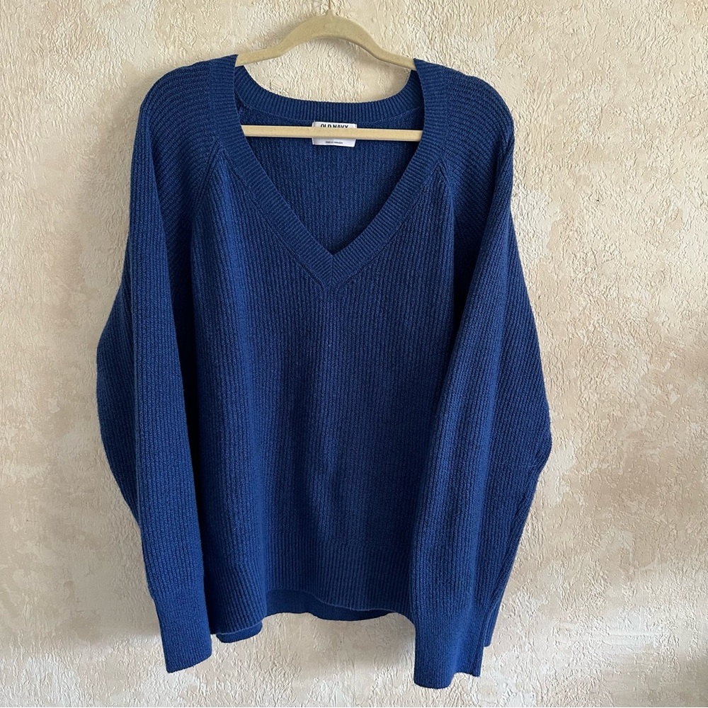 V-neck sweater